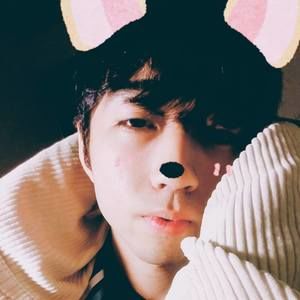 Meet your Posher, Yi